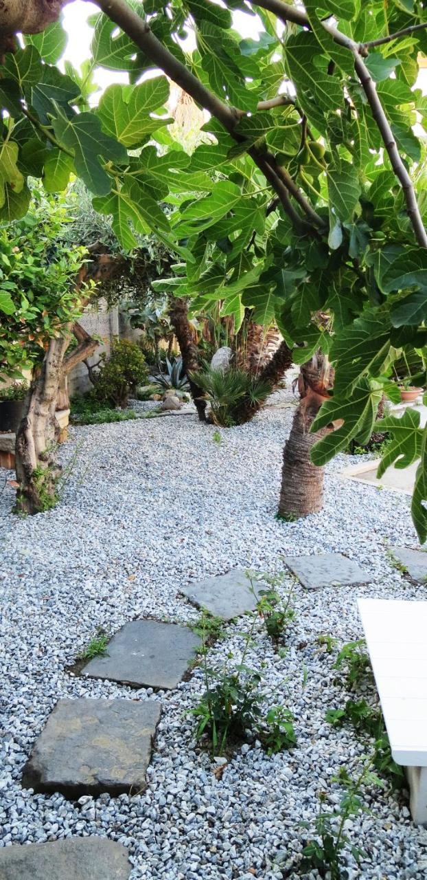 Idria B&B Барчеллона-Поццо-ді-Готто Екстер'єр фото
